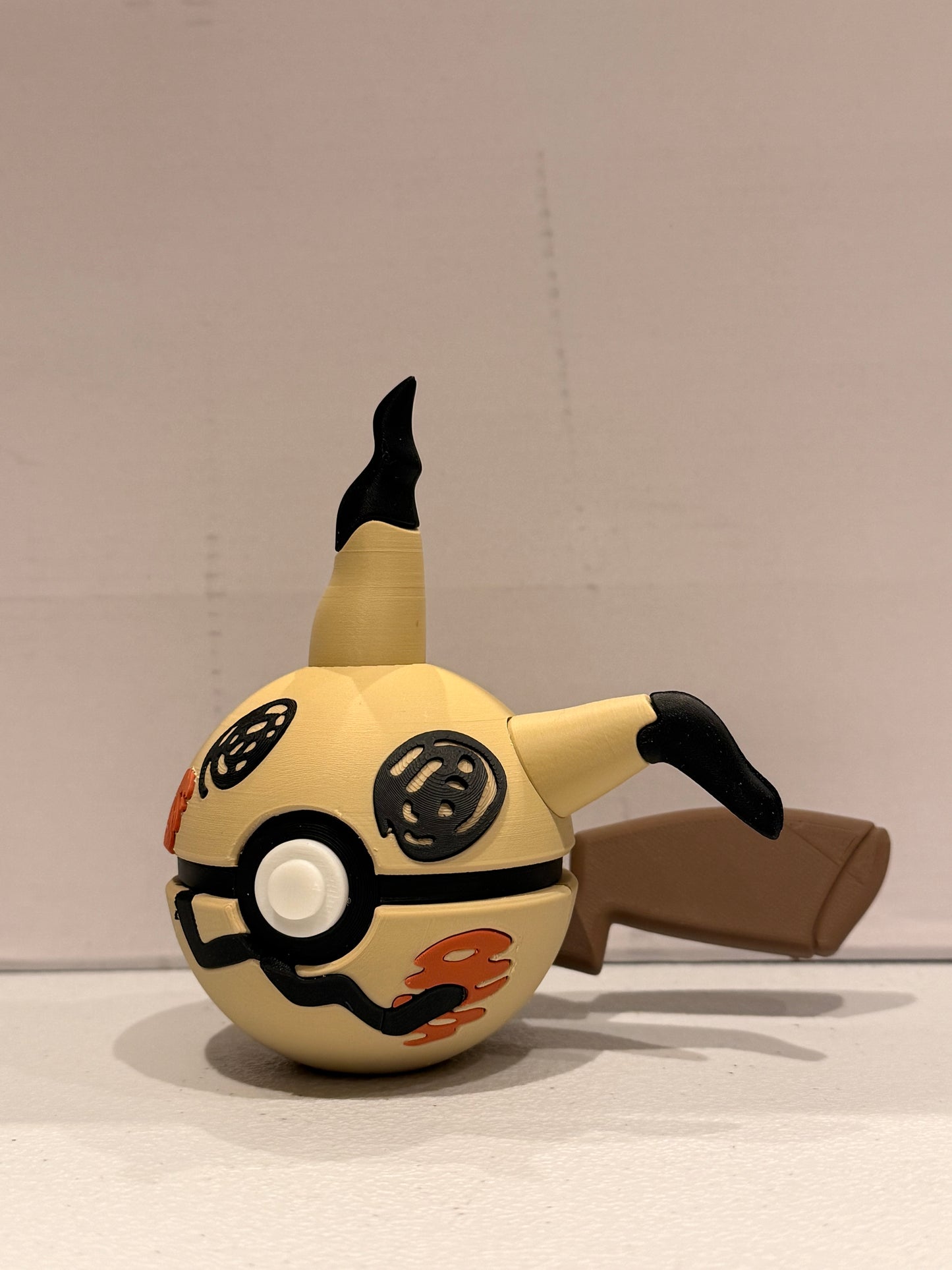 Mimiku Pokéball