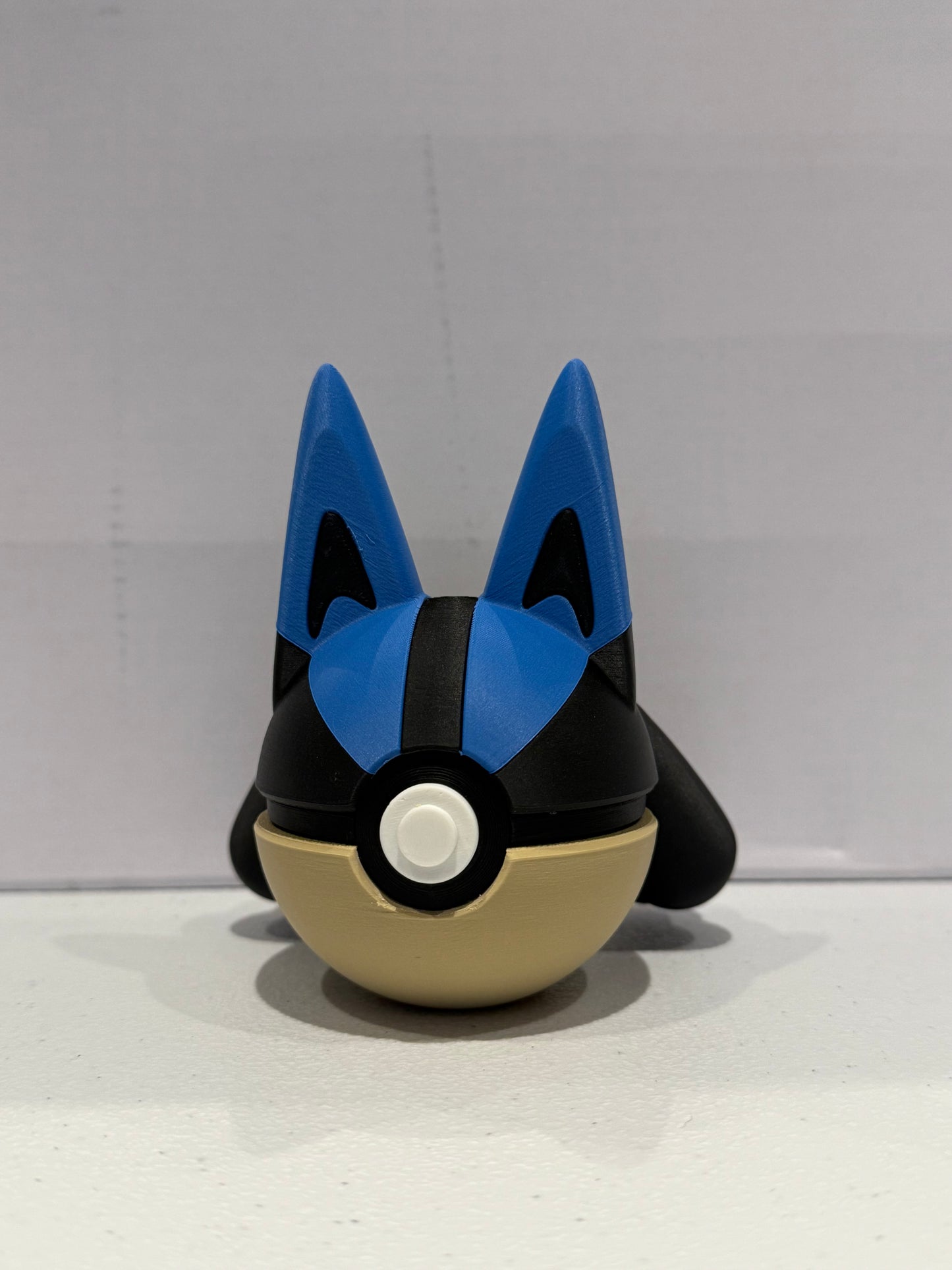 Luchario Pokéball