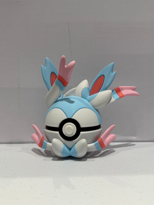 Shiny Sylveon Pokéball