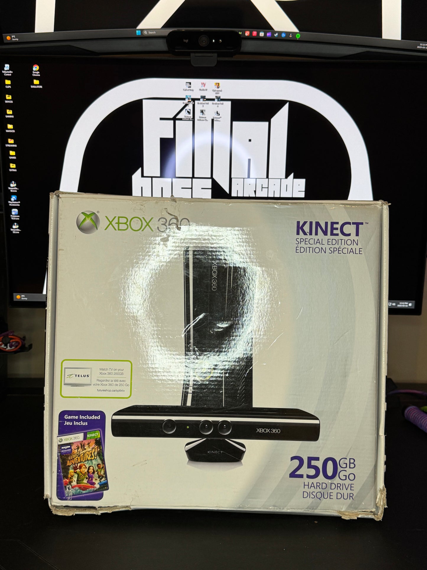 Xbox 360 Slim Console 250GB Kinect Bundle